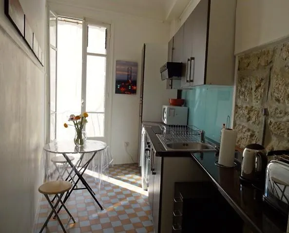 Appartement Au Centre De Nice
