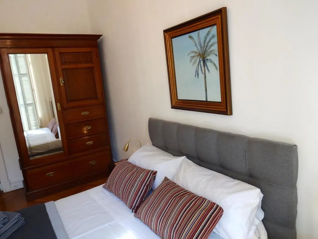 Appartement Au Centre De Nice